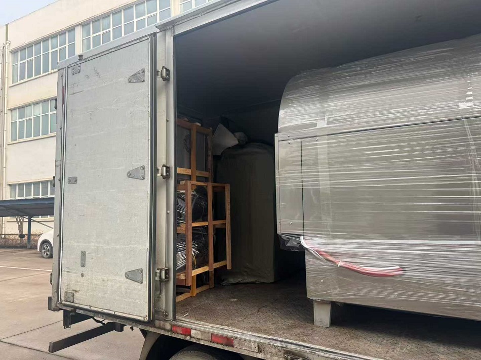 許昌智工DCCZ9-16大型炒貨機發往河南平頂山